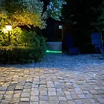 Zakatek Lodge Barzowice