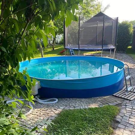Zakatek بيت خشبي Barzowice