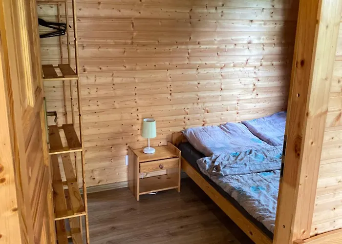 Alojamento de Turismo Selvagem Zakatek Barzowice